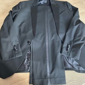 JF Ferrari tuxedo  slim fit  worn once and then dry cleaned